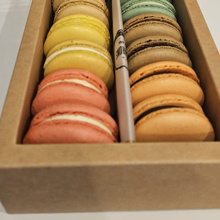 Macarons by lara